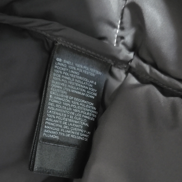 The North Face Black Puffer Jacket Kids 14/16 - Picture 10 of 11